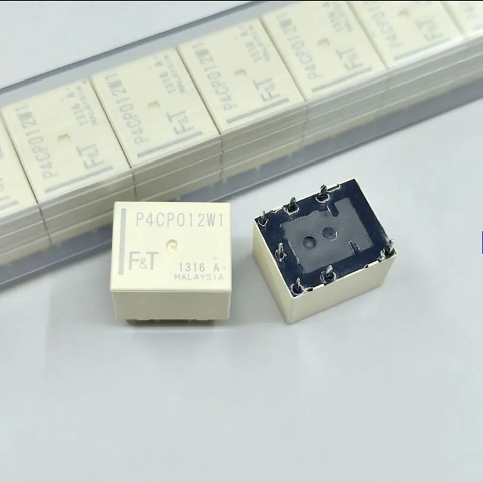 P4CP012W1 Vhodný pre Toyota Camry Highlander Central Dverne Lock Relay 7 PINS