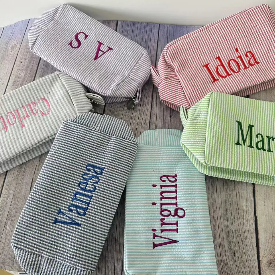 Personalizovaná monogramovaná kozmetická taška, kozmetická taška Seersucker, darček pre družičky, kozmetické vrecko, narodeninovú tašku, darček pre ňu
