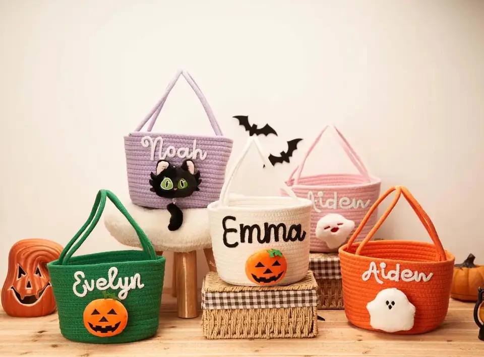 Personalizovaný trik alebo taška na ošetrenie vlastné meno Halloween Party Candy Buck Buck Ghost Bat Tote Bags