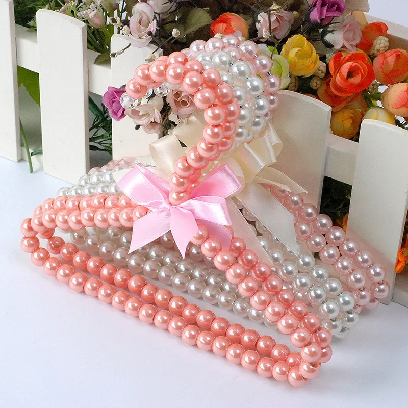 Pes Clothes Girl Heart Pearl Hanger Poličky pre mačky oblečenie domáce zvieratá vešiace psie doplnky pre malé psov