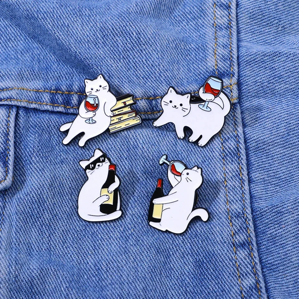 Pet Cat Smalt Brošný klopa batoh klobúk Červené víno Cat Bartender Men a ženy Pin Party šperky darček