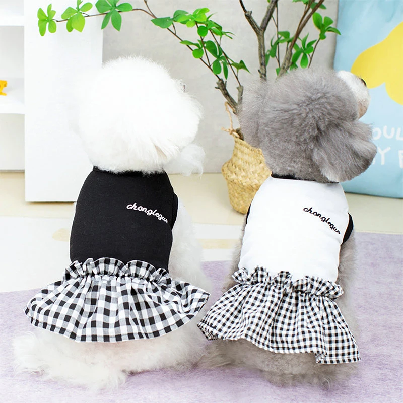 Pet Fashion Princezná šaty Plaid vyšívacie listy Patchwork kostým festival festival stylingové doplnky pre odevy psov
