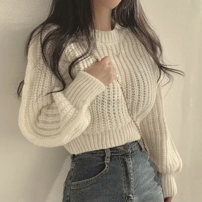 Pletený sveter Ženy Kórejské biele krátke príležitostné preppy štýl voľný dlhý rukáv O krk pullover Lady Fall Winter Nové skokany top