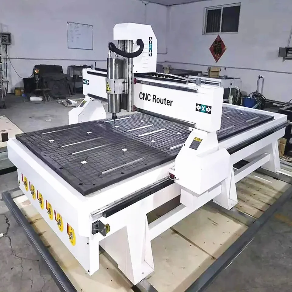 Plne automatické otočné 4 osi CNC Caving Stroj 1325 1530 Drevená rezačka CNC Router s strojom na gravírovanie dreva Mach3/NC-Studio