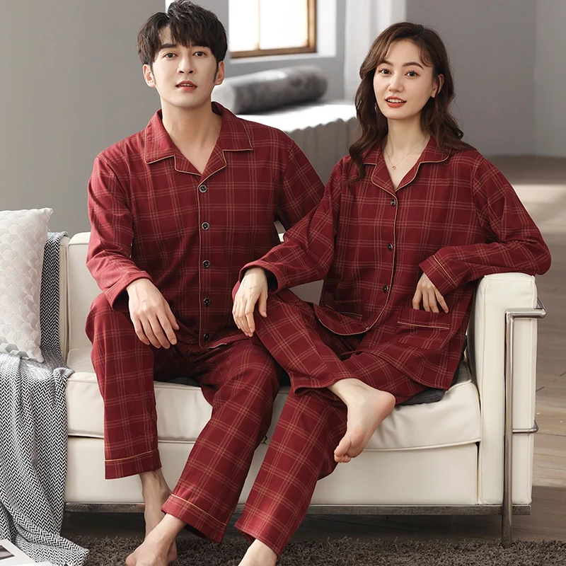 Plus veľkosť pár s dlhým rukávom Cast Plaid Cotton Pajama Sety pre mužov Jeseň Kórejský voľný spánok