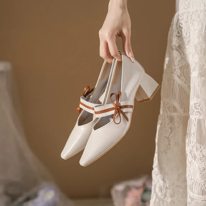 Plytké ženy vysoké podpätky 5 cm pumps Party Svadobné cosplay z bieleho motýľa uzla princezná cosplay pu zmiešané farby khaki topánky