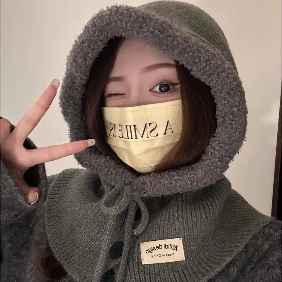 Plyšová patchwork balaclava klobúk krk strážca šnurovanie Lazy pletené klobúky gombíková kapucňa Čiano