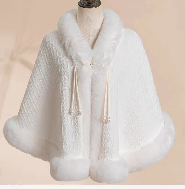 Plášť Poncho capes nový čínsky štýl qipao šál so zahustenou jesennou zimou napodobeniny kožušiny ako plyšové ženy Cape Lady White White