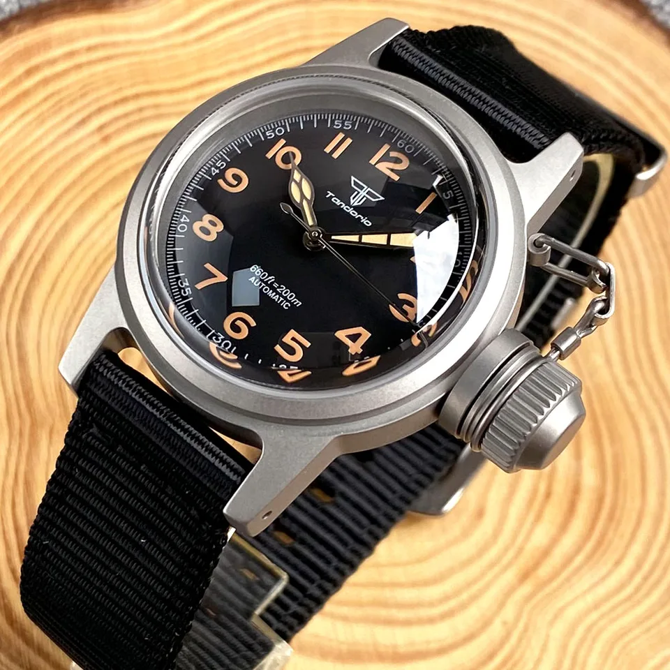 Pohyb NH35A Malý pilot 36 mm automatické hodinky pre mužov zafírové sklo Veľká koruna 200 m vodotesné pole potápanie nylonové remienok