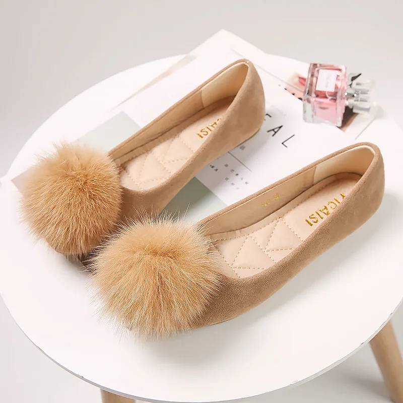 Pomom-pom Fur Ball topánky Dámy faux semišové byty Ženy 2023 okrúhle špičky balerín femme šaty Office Pedály pohodlné sklzy na mokasíny