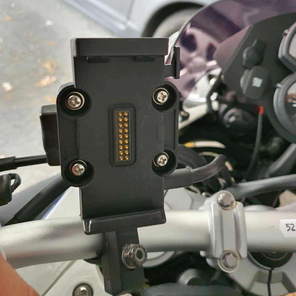 Pre BMW R1250RT R1200RT Adventure Adv GPS mobilný telefón Držiteľ USB Wireless nabíjanie Originálna bezstratová káblová základňa 12/16/22 mm spona