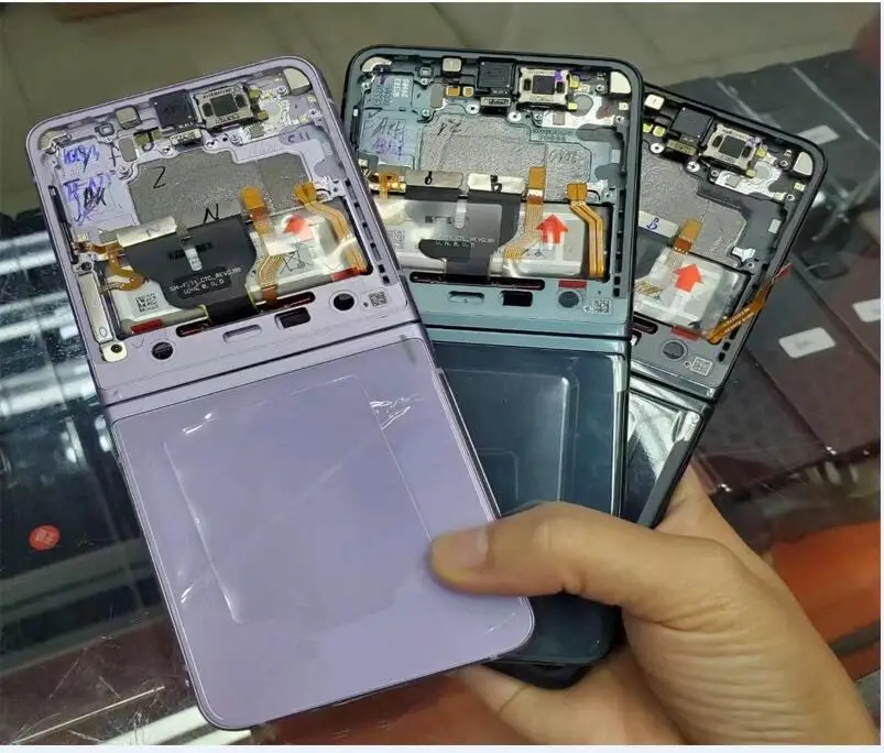 pre spoločnosť Samsung Galaxy Z Flip 3 5G Flip3 Display LCD Touch Touch obrazovky Digitalizátor obrazovky s digitátorom obrazovky s rámom s rámom