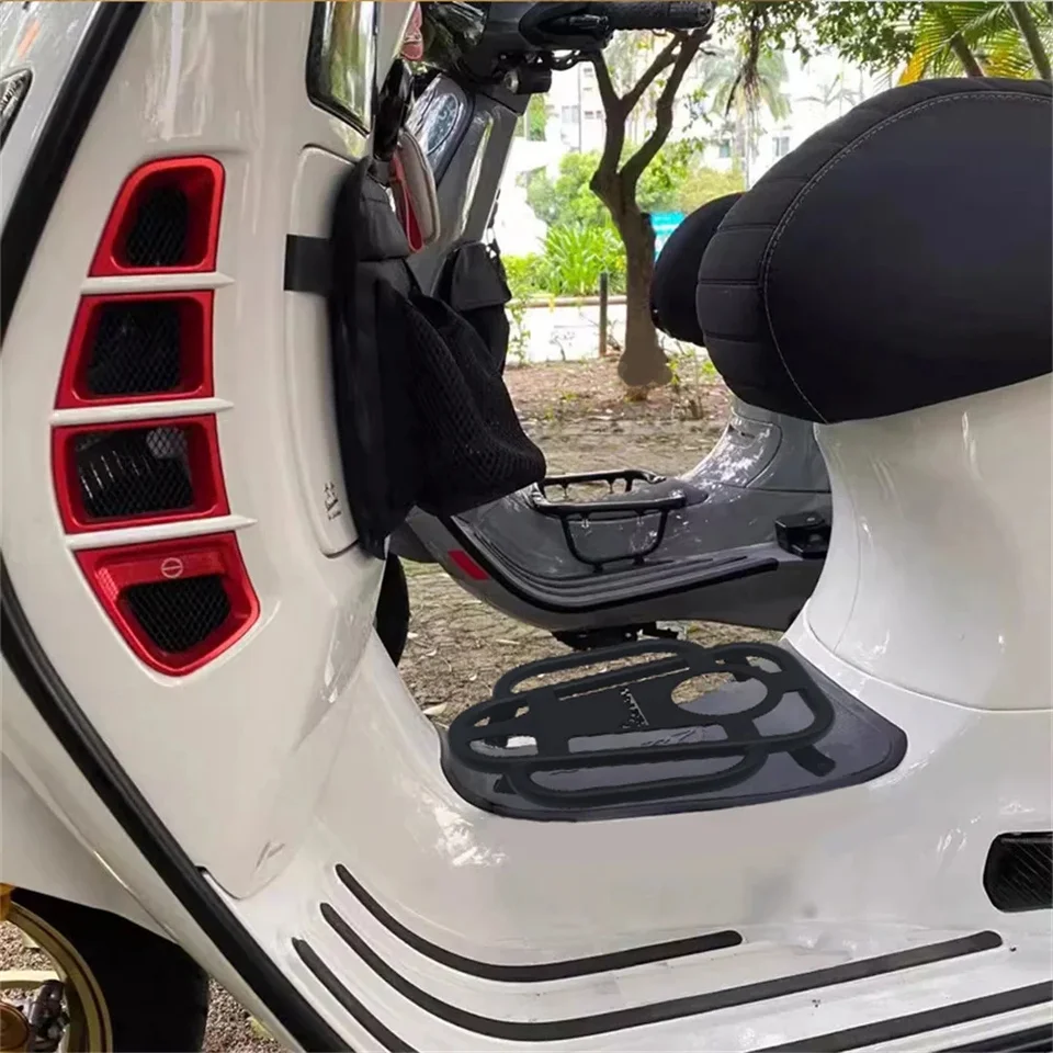 Pre uplatniteľné Vespa GTS300 GTV300 SEI GIORNI GRBLECUE GRILT NÁSAD NÁSADKA VODA HODNOTENIA Stredný stojan Vespa GTS300 GTV300