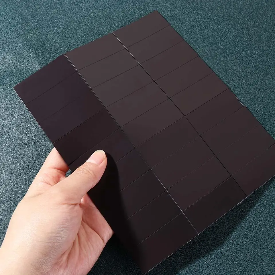 Prenosná výučba pomôcka magnet na tabuľu nálepka obdĺžnikový samolepiaci DIY magnetická nálepka Čierna lepkavá chladnička