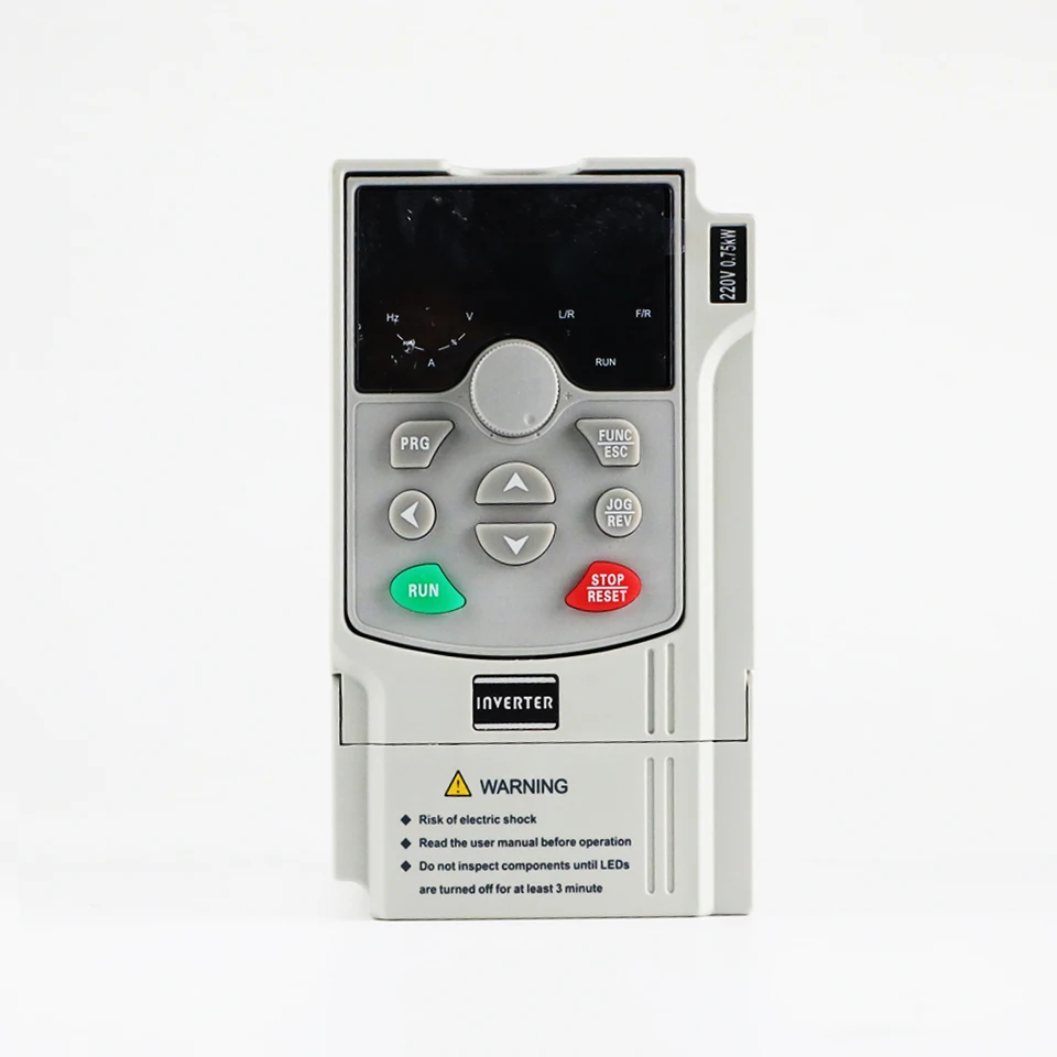 Prevodník VFD 1,5KW 220V-240V 1 fázový vstup a 3 fázový výstup premennej frekvenčnej jednotky