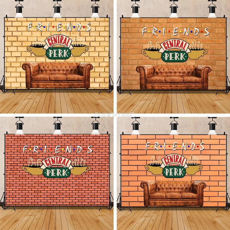 Priatelia Central Perk Pozadie Red Brick Wall Retro Pub Sofa a káva pre 80. roky narodeninové oslavy dekorácie Portrét Photoshoot