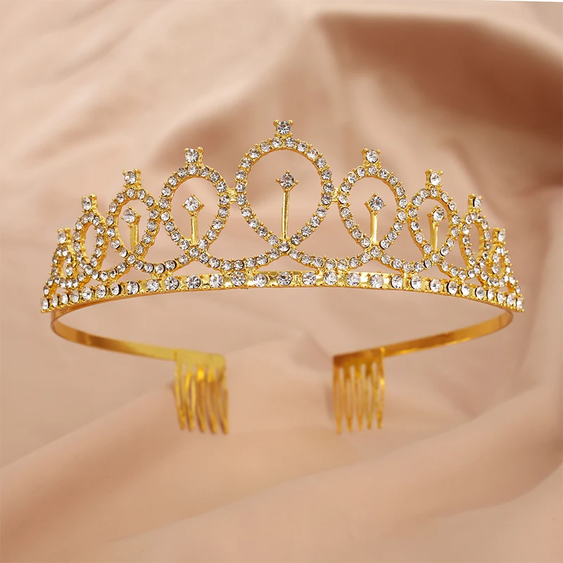 Princezná Crystal Crown Birthday Hair Heady Headar Headar Female Party Bride Headge 2024 Populárne nové korunu svadobné šaty Vlasové príslušenstvo