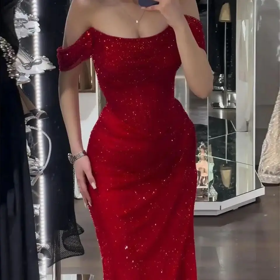 Prispôsobené Dubaj Elegantné červené večerné šaty z morskej panny s bočnou štrbinou pre ženy Svadobné formálne šaty SF163