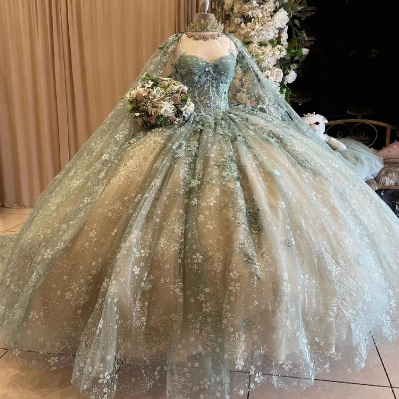 Prispôsobené šaty Quinceanera s plášťom Cape Ball Prom Príležitosť Tulle Lace-up Dámska večierok princezná Sweet 16 15 dievčenské šaty 2025