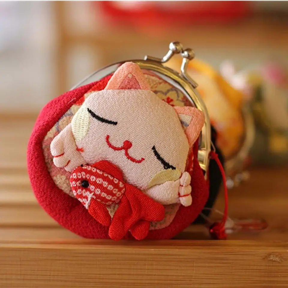 Príležitostný japonský štýl Maneki Neko Coin Cuper Doll Doll Flower Tlap