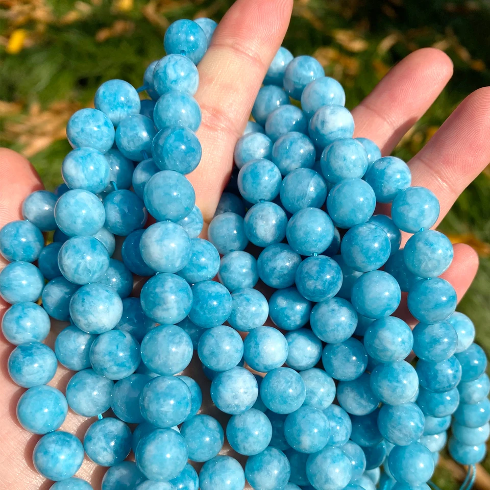 Prírodná modrá chalcedónia Jades Kamenné korálky pre šperky výroby guľôčkových guľôčok DIY náramky 4 6 8 10 12 mm 15 palcov