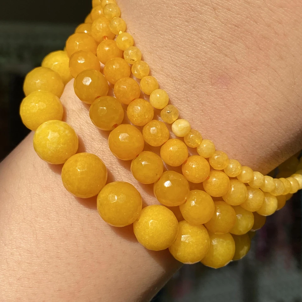 Prírodné fazetované žlté Jades Chalcedony Round Stone Práľby 4 6 8 10 12 mm pre šperky výroby DIY náramky Kúzlo príslušenstvo 15