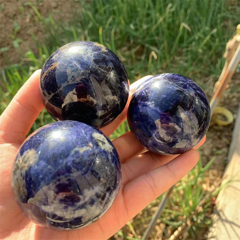 Prírodné leštené Reiki Crystal Liečivé kamenné guľa, guľa s sodalitom na dekoráciu