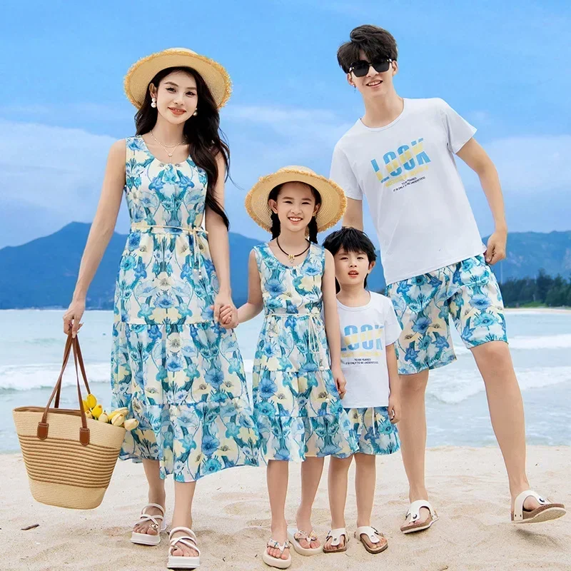 Pár dovolenky vyzerajú rodinné zhodné letovisko Oblečenie Beach Mama a dcéra Šaty otca a syn tričká Trišty s dvoma kusmi outfit