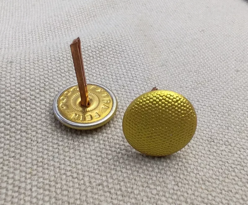 Pár druhej svetovej svetovej vojny druhej svetovej vojny nemecký Em Officer Cap Hat Button Pins Metal Golden of2 16 mm