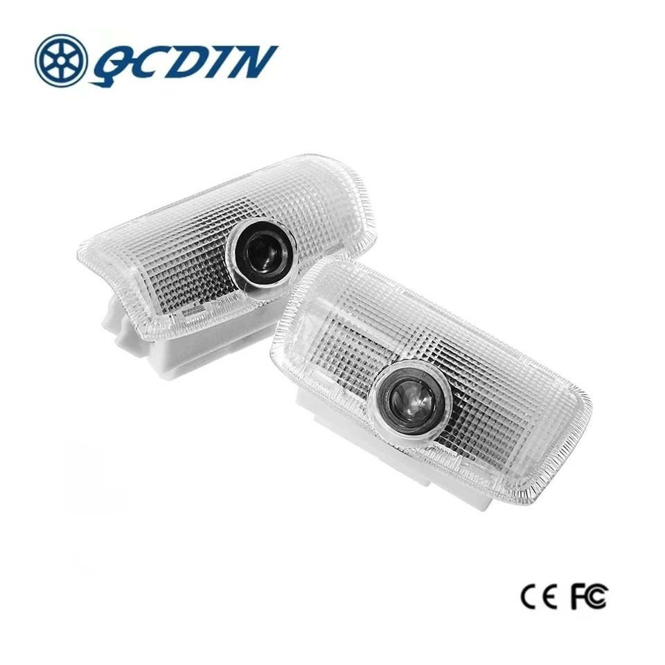Qcdin 2pcs LED logo LOGO LAMP LOGO LOGO DVERE LED LED LED Svetlo pre Infiniti QX55 J55 Ultra Bright Canbus Easy Inštalácia