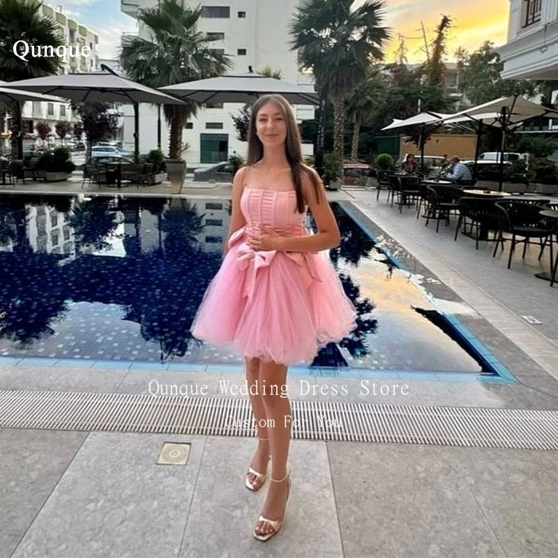 Qunque Pink Tulle Prom Dayses Bone s lukom šnurovanými krátkymi ženskými párty šaty Mini prispôsobené Vestidos de Fiesta Elegantes