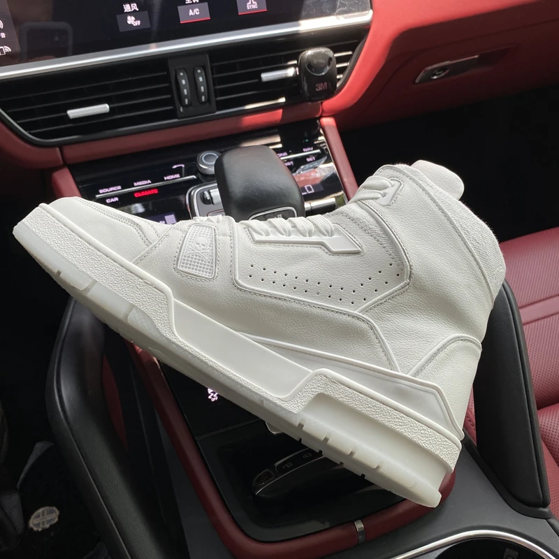 Remeselníkové kožené ležiace tenisky na vysokej úrovni topánky na streetwear Prietačné ploché tréneri retro platforma Športové topánky Muž obuv