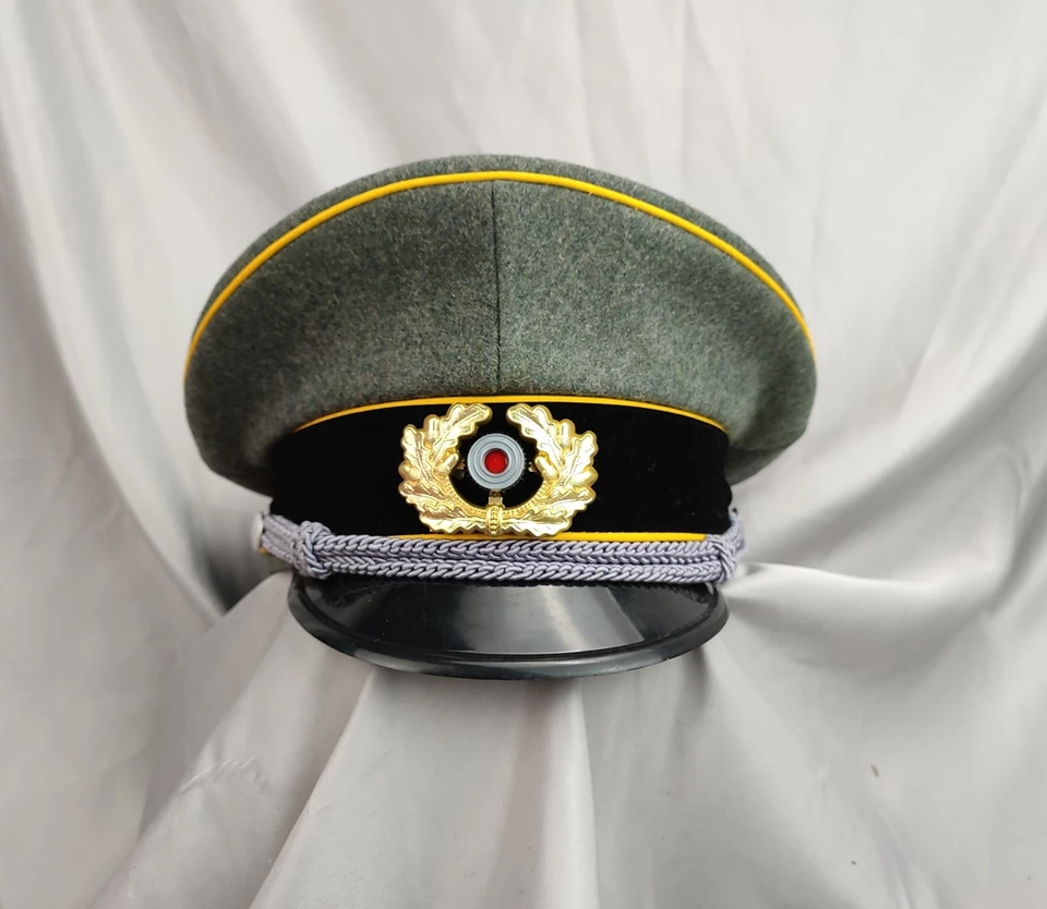 Repro WWII WW2 Nemecký waffenský elitný maršálsky dôstojník Visor Cap Wool vyrobil vojenský klobúk, s dvoma odznakmi