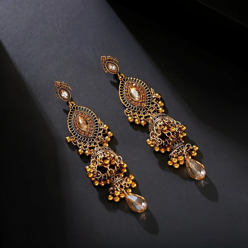 Retro dámska veľká zlatá farba Česká jhumka náušnice Indian šperky voda kvapka tvar paláca zvončeky korálky Stud náušnice orerecchini