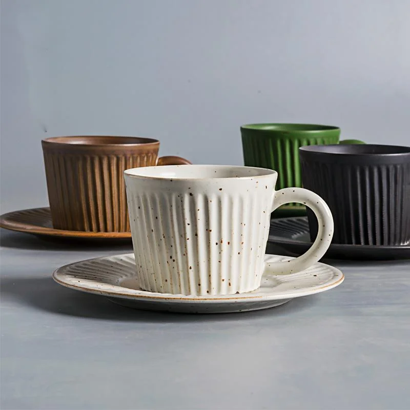 Retro keramická šálka kávy a podšálka sada 150 ml japonského vertikálneho zrna Roughtttery Opätovne použiteľná kávová šálka kaviarne Tazas Latte Cup