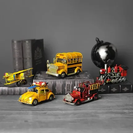Retro mini modelové plechové ozdoby Vintage auto malé ručne vyrábané nostalgický štýl Viaceré štýly Bus motorbike lietadlá