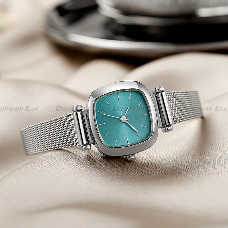 Retro módne dámy Quartz zápästie Watch New Square Watch Ženy Študentka Zjednodušená NetBelt Watch Reloj Mujer Relogio Feminino