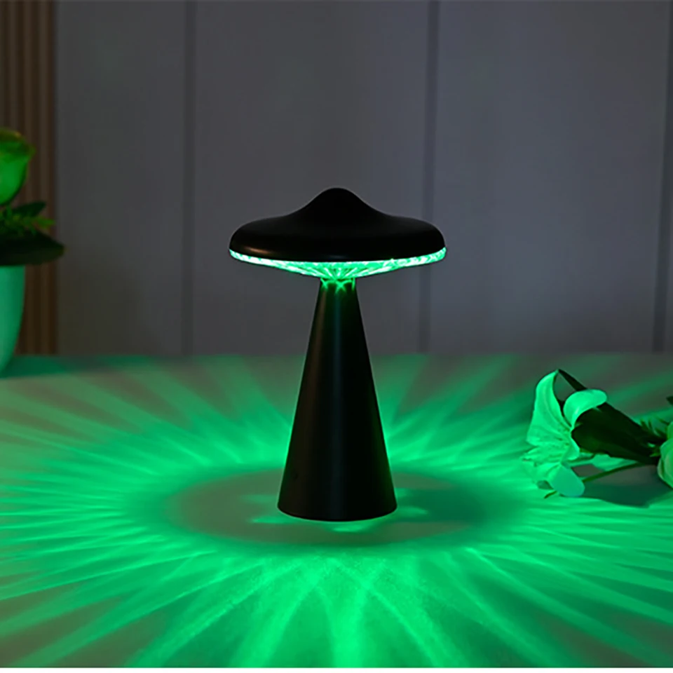RGB UFO Atmosféra Nočné svetlo USB nabíjanie dekorácie Darčeková lôžková spálňa Kreačný dotyk malá stolová lampa