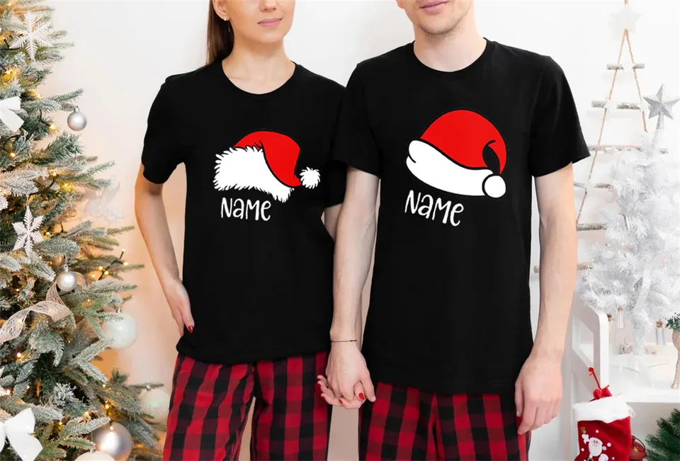 Rodinná vianočná klobúk Name Rodinná vianočná košeľa, personalizované vianočné rodinné tričko, vlastné vianočné tričko s menom