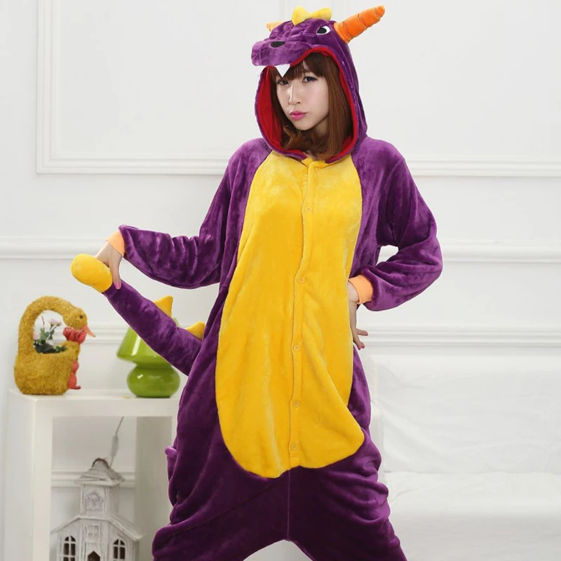 Rodinná zima jednodielne fialové dinosaurové karikatúry pyžamy s dvoma drakovými rohmi krídla Polyester Warm Comfort Sleewear Cosplay