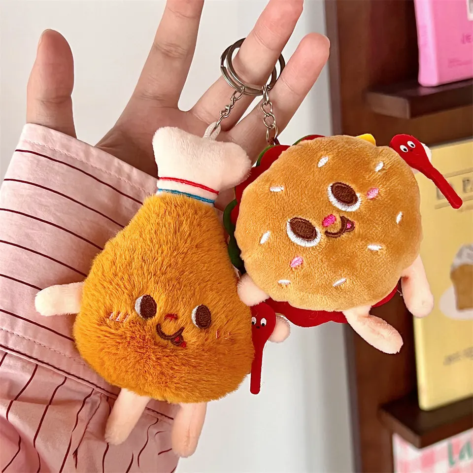 Roztomilé a kreatívne hranolky hamburger figurín závesný batohový pár plyšový závesný dekoráciu Car Keychain