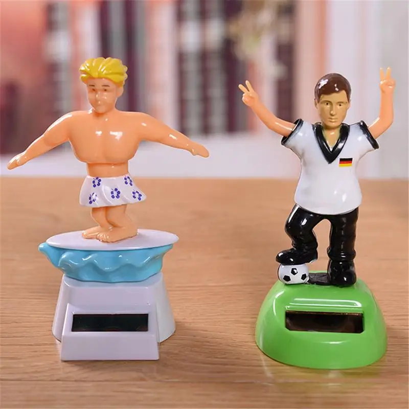 Roztomilý karikatúra Solar -Poháňaná športovci séria triasnutia hlavy hračky Bobbling Tancing hračky interiér Dashboard dekor ornament