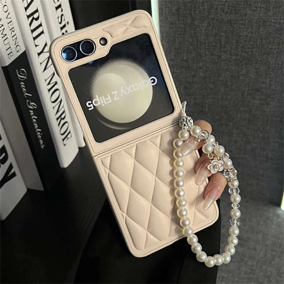 Roztomilý kórejský Camellia Pearl Bracelet Rhombus Mriežka pre galaxiu Z Flip 6 4 5G Z flip4 Zflip5 Zflip 3 kawaii kryt s reťazou s reťazou
