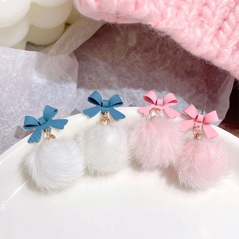 Roztomilý nadýchaný guľôčkový luk poms kvapky Dangle náušnice pre ženy dievčatá ružové biele modré náušnice Fall Zima Kawaii Detské šperky