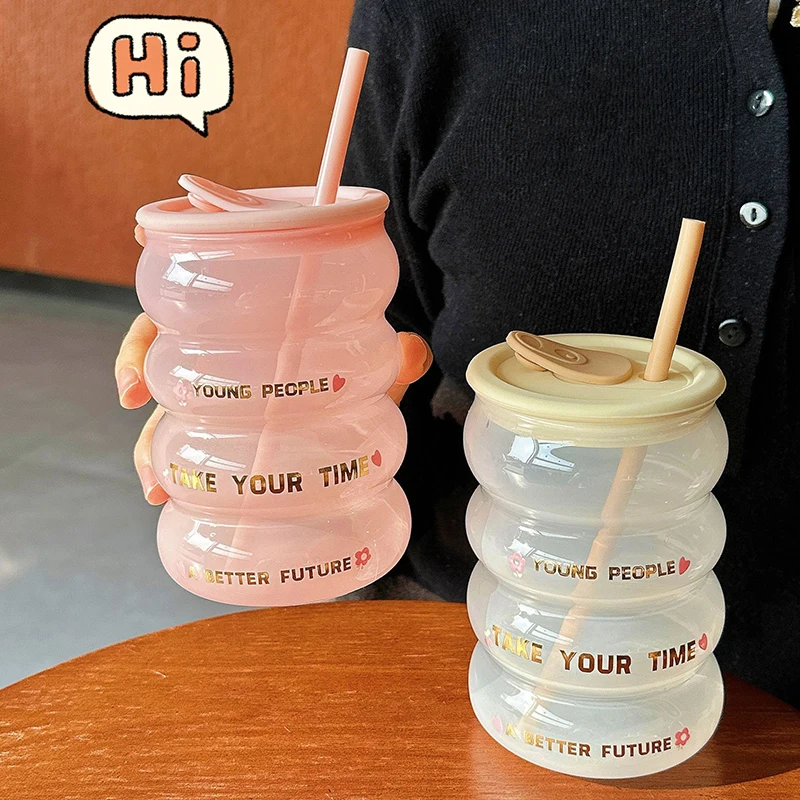 Roztomilý sklenený šálka so silikónovým vekom a slameným pohárikom na kávu Voda mliečny čaj Šťava Kawaii Kórejská sklenená fľaša darček 520 ml