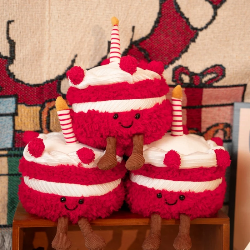 Roztomilý červený koláč plyšové hračky karikatúra simulovaná dezert plnená bábika narodeninová torta dressing kawaii izba dekor