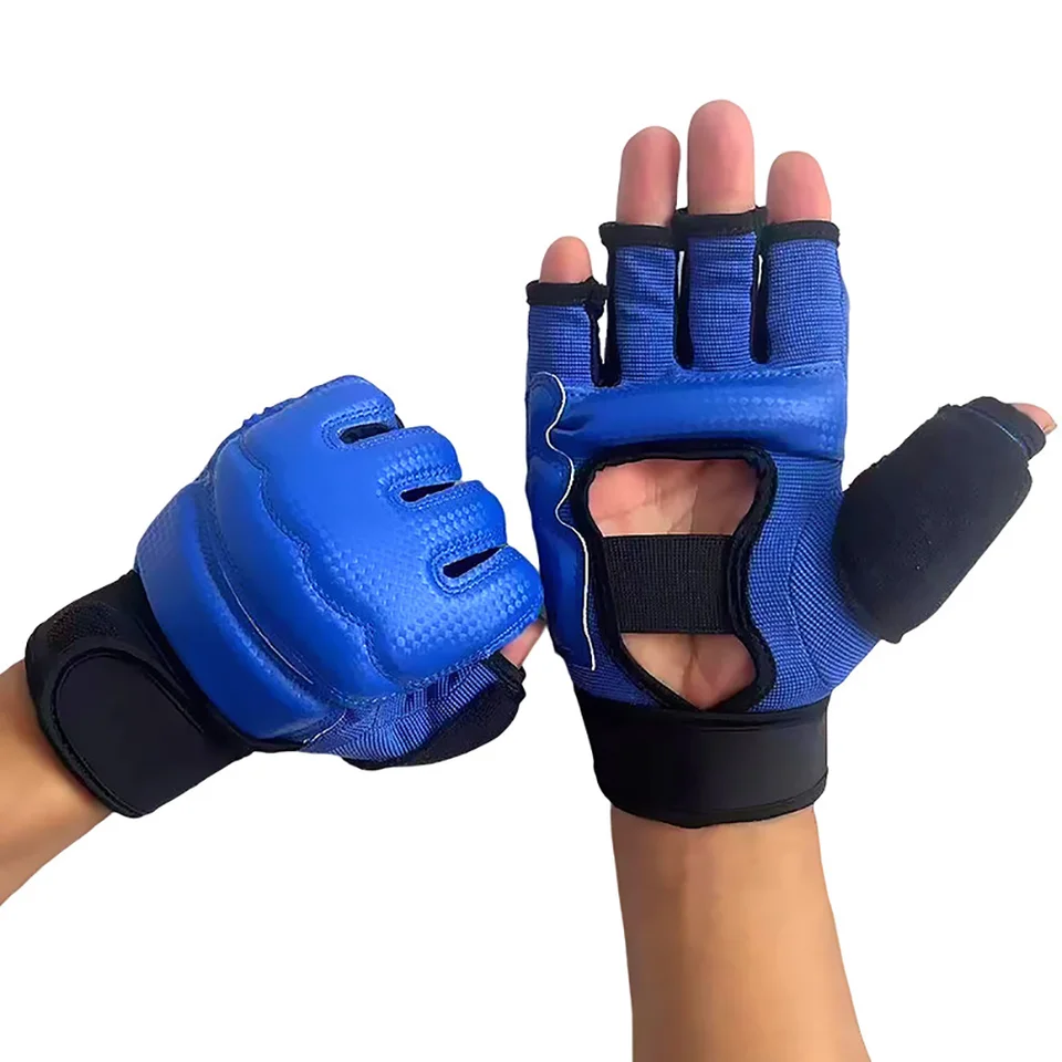 Rukavice v boxe z polovice prsta
