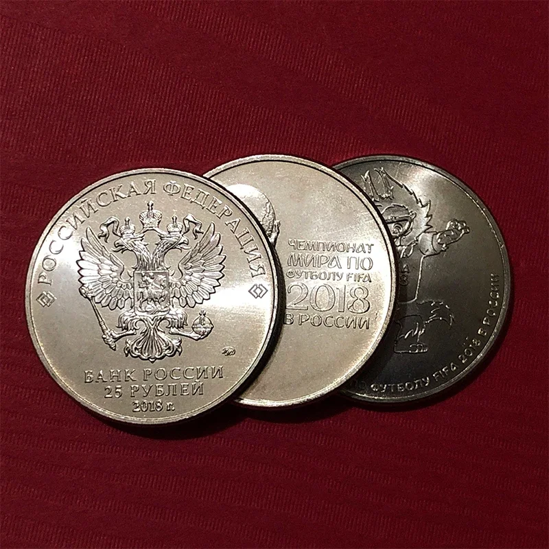 Rusko nastavilo 3 ks 25 mm mince, 2018, futbalová futbalová hra, Pôvodná pamätná minca UNC na zbierku
