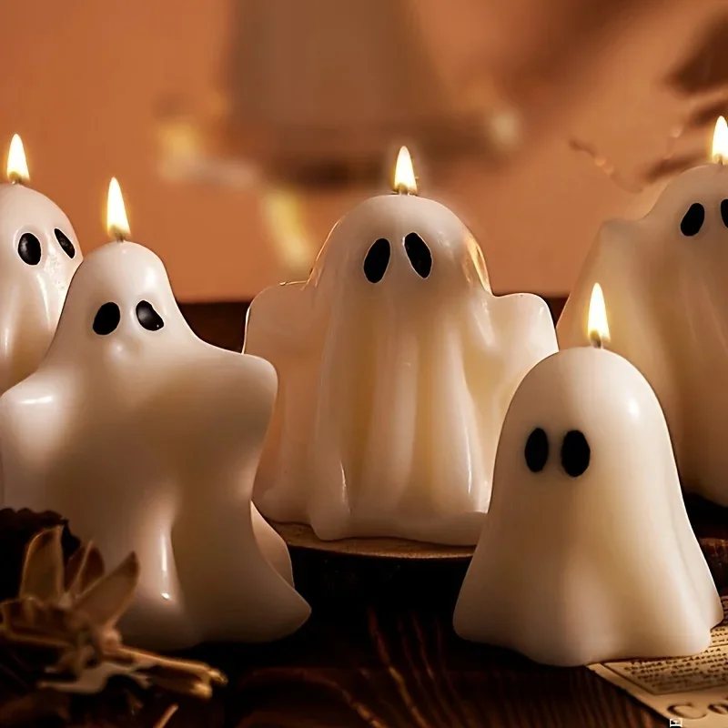 Ručne vyrábaný Halloween Ghost Vontovaný sviečka levanduľa aróma single knôt dizajn nepravidelné tvarované slávnostné aromaterapeutické sviečky