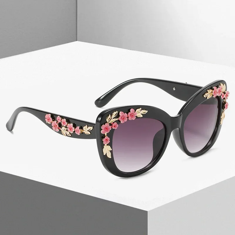 Ružové ozdobné dekoratívne okuliare móda retro dizajn kvetinové slnečné okuliare Ženy vintage kov kov ružové flores mačacie očné okuliare ччки